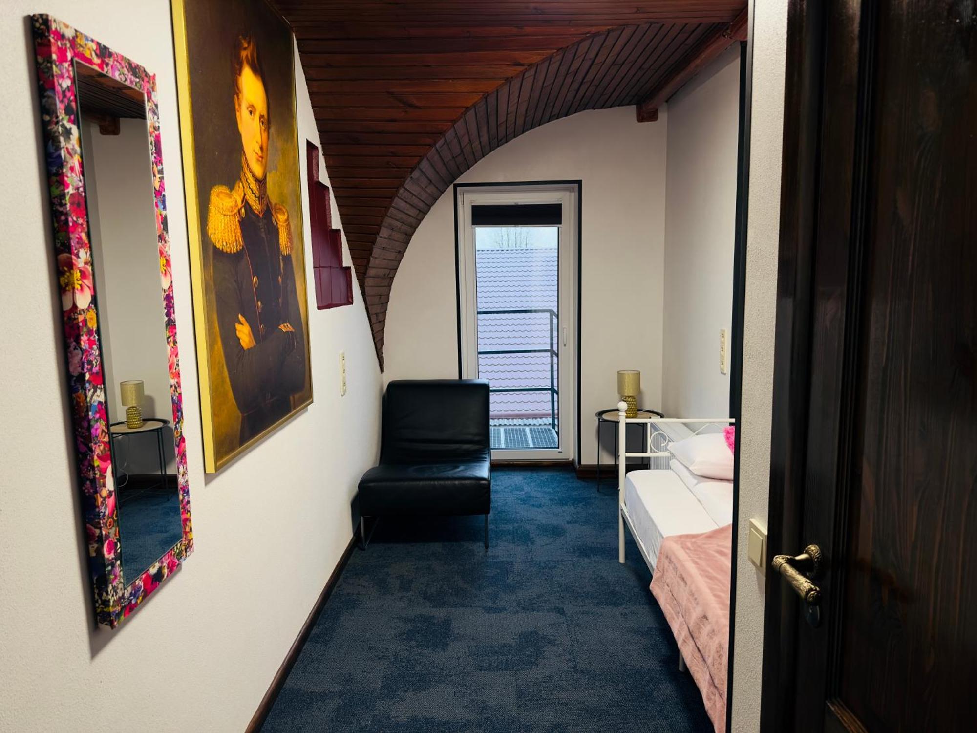 Broken Bed Hootel 考纳斯 外观 照片