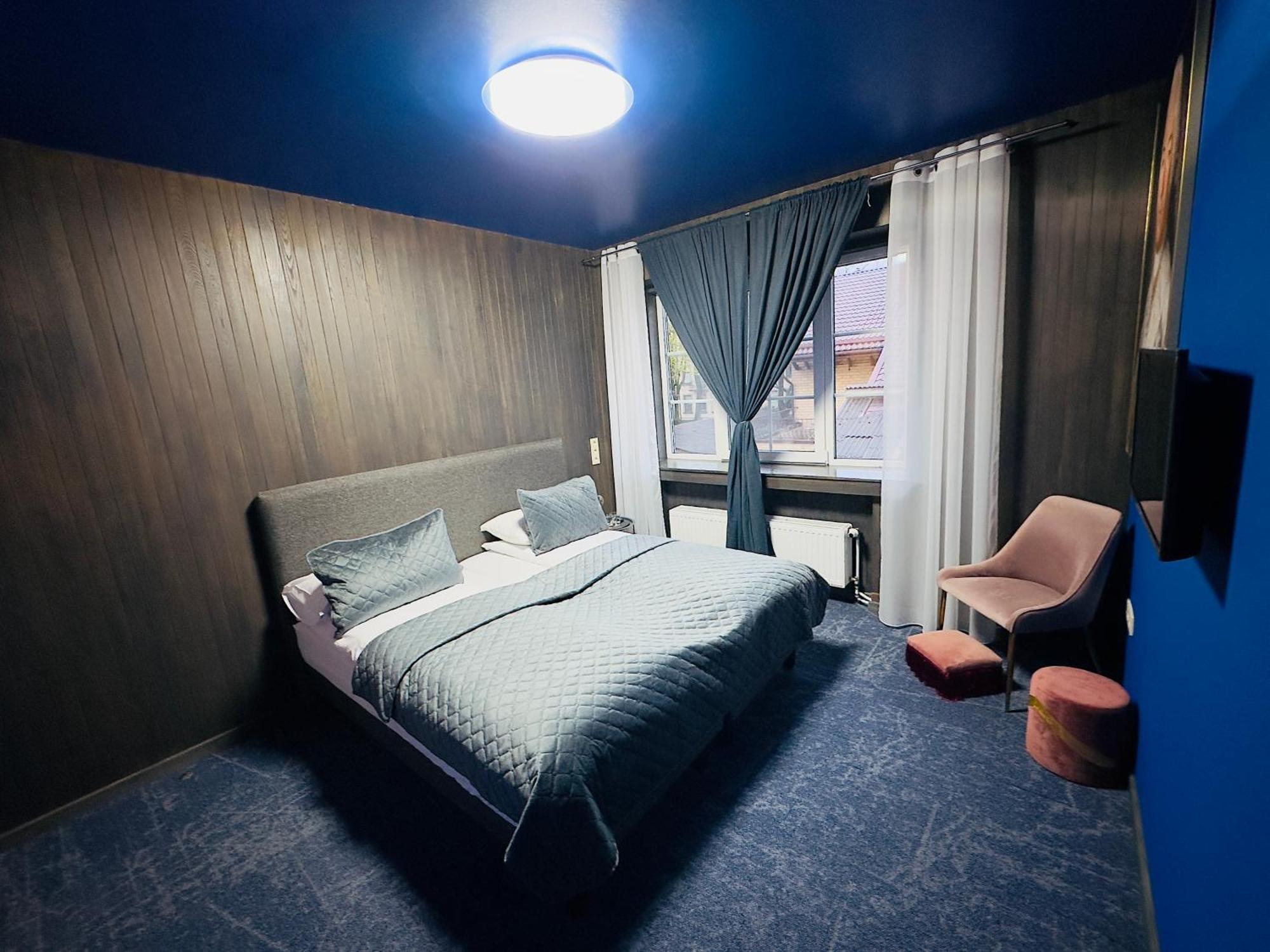 Broken Bed Hootel 考纳斯 外观 照片