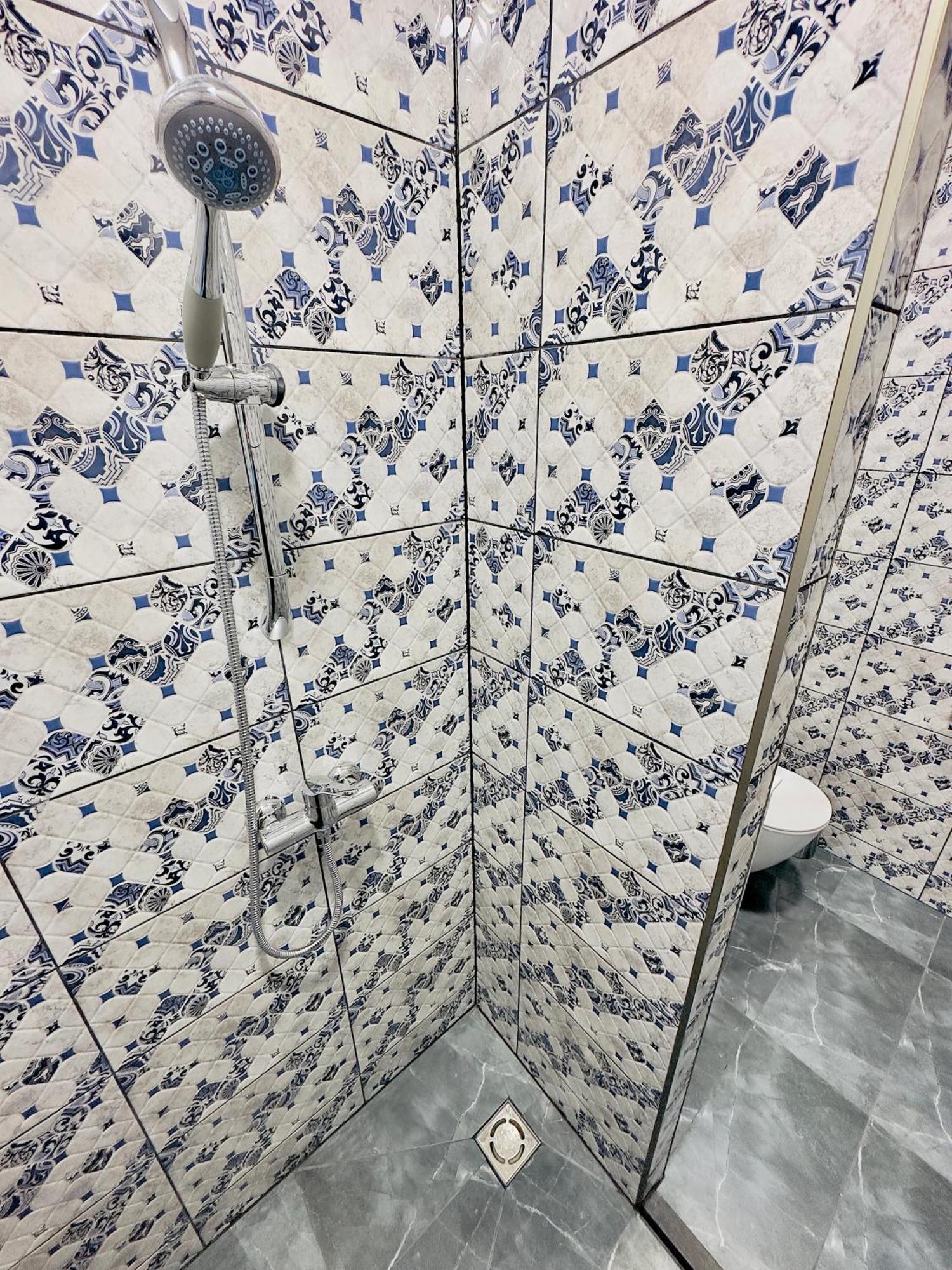 Broken Bed Hootel 考纳斯 外观 照片